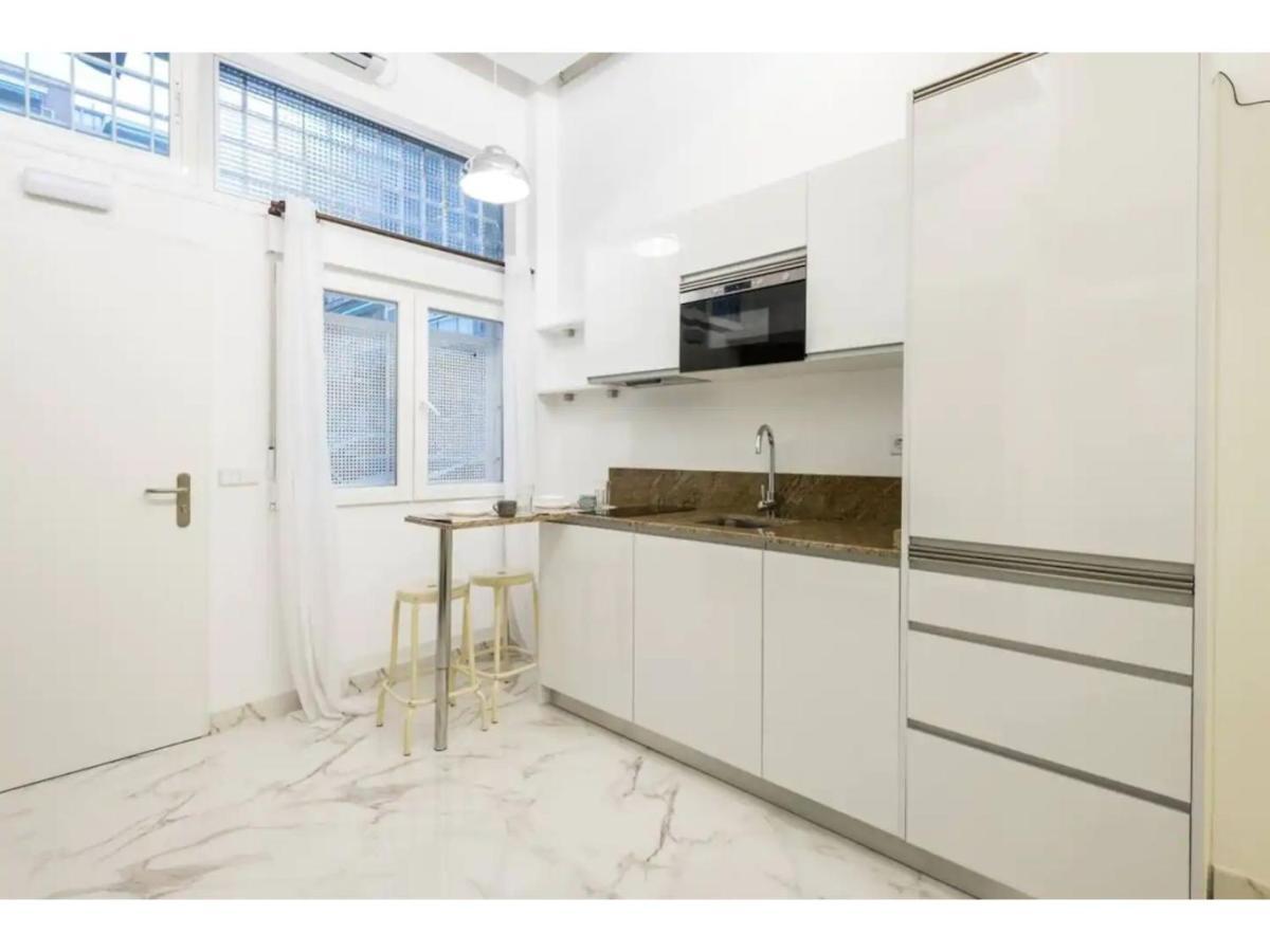 Ferienwohnung Little Cozy Loft Madrid Free Street Parking Wifi Barbadillo Bis Exterior foto
